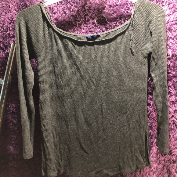 Aeropostale: Slit Side Top - Picture 1 of 4